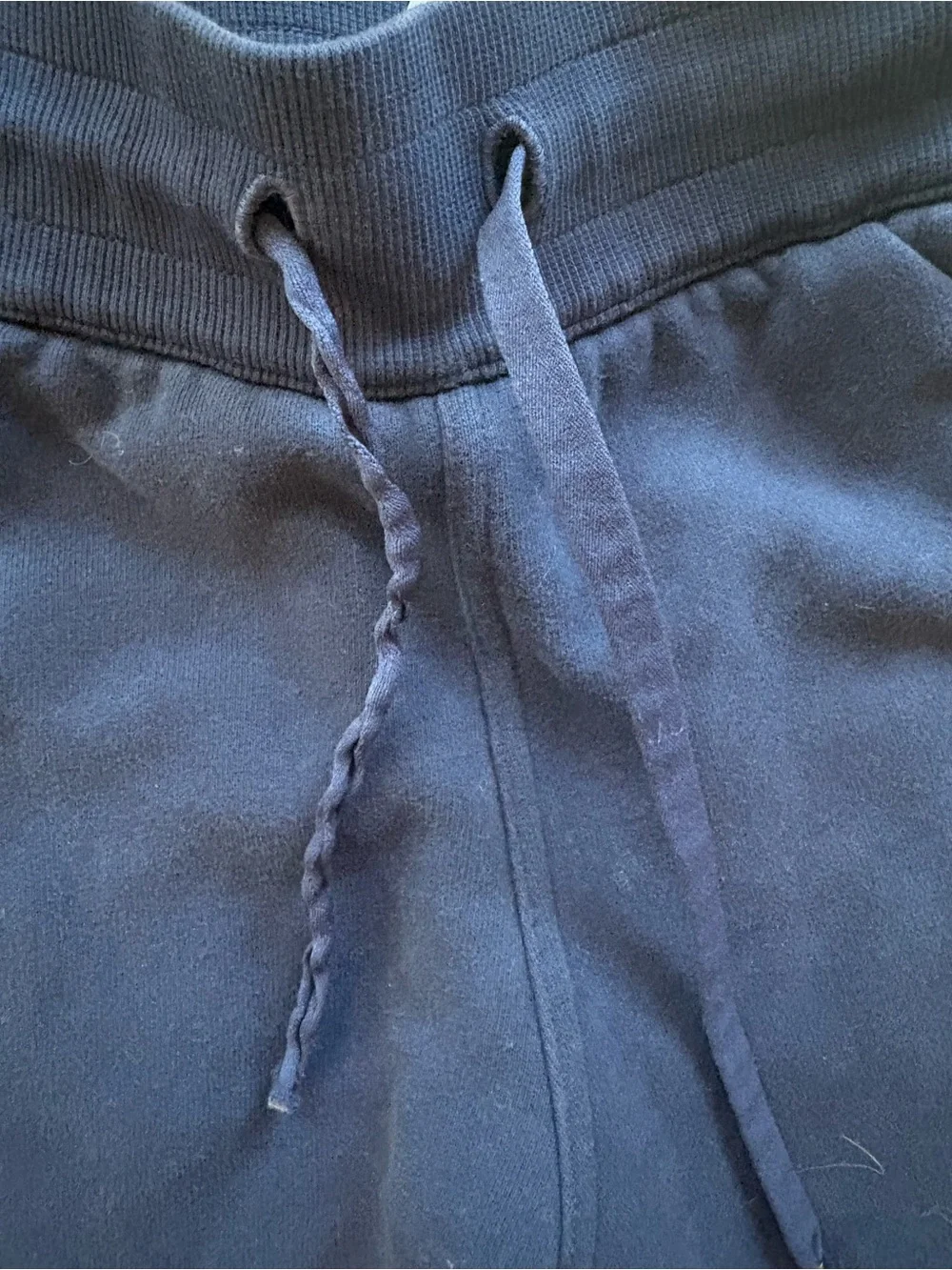 Lululemon navy scuba joggers